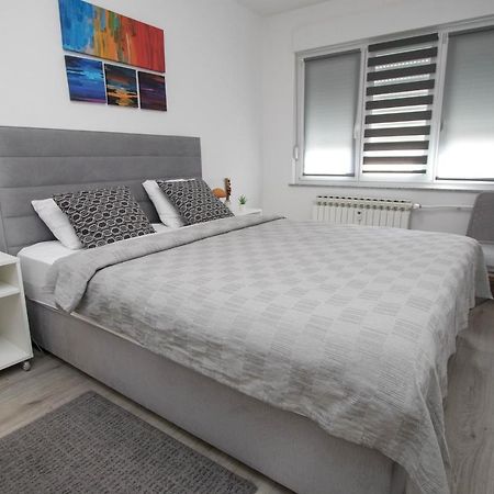 Apartment Ig4U, City Center Bjelovar Esterno foto