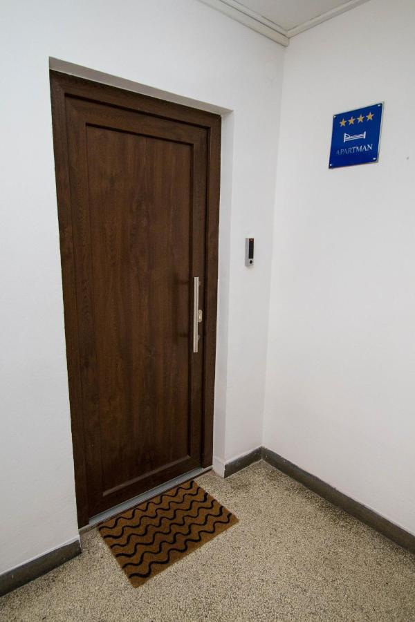 Apartment Ig4U, City Center Bjelovar Esterno foto